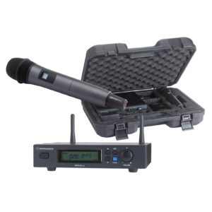PACK-UHF410-Hand-F8