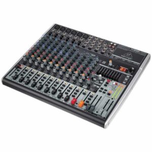 MIXEUR 18 ENTREES BEHRINGER X1832USB